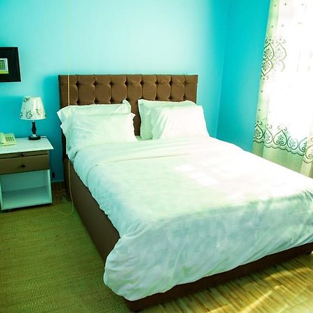 Asmorein Hotel Babati Екстер'єр фото