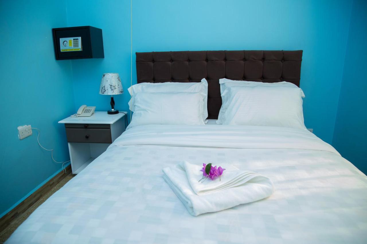 Asmorein Hotel Babati Екстер'єр фото