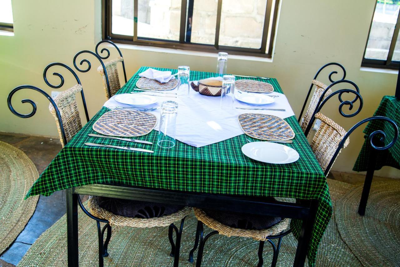 Asmorein Hotel Babati Екстер'єр фото